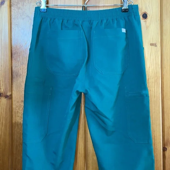 Fig pants hunter green size XS/tall yola style lots of pockets nurse pants - Picture 10 of 14